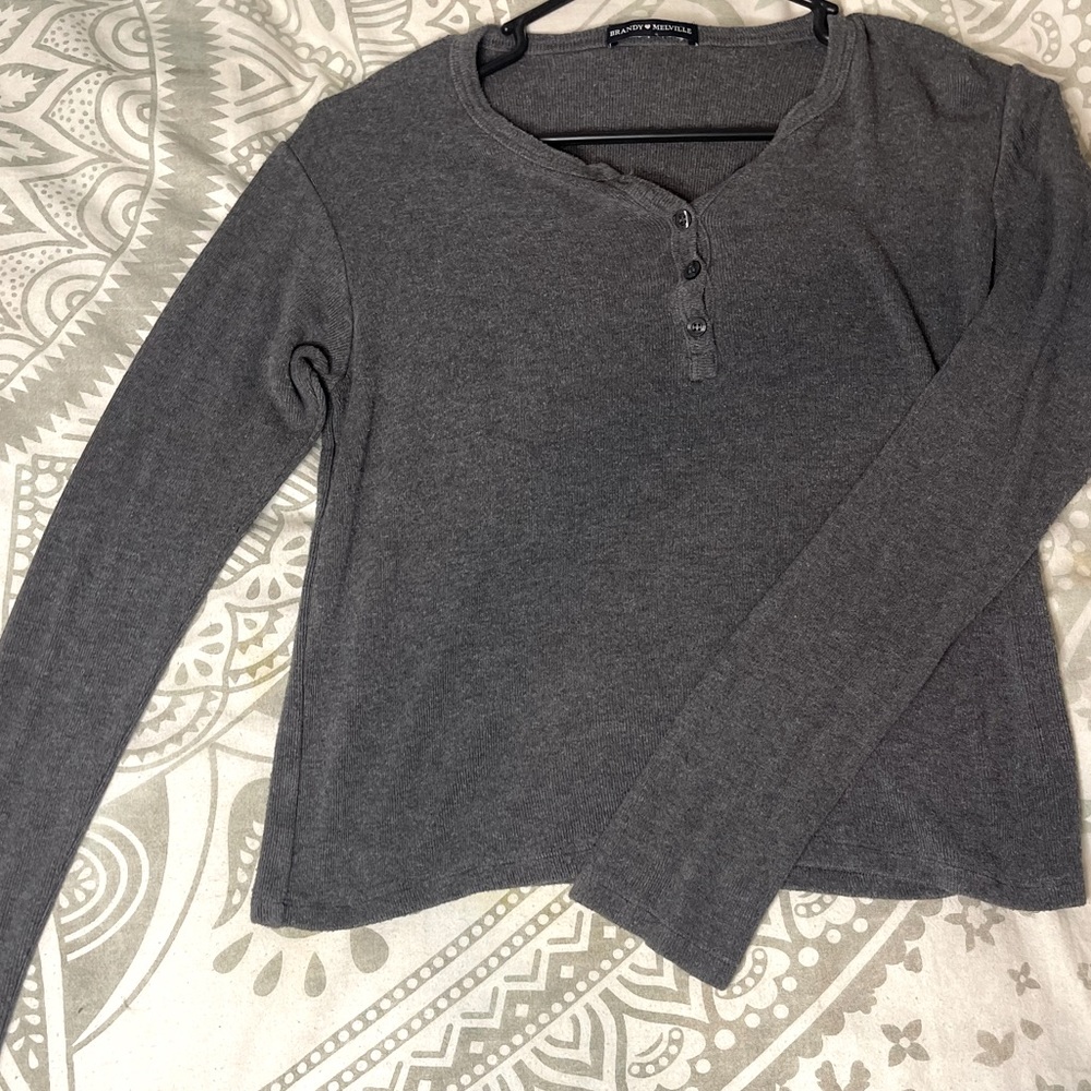Brandy Melville long sleeve |